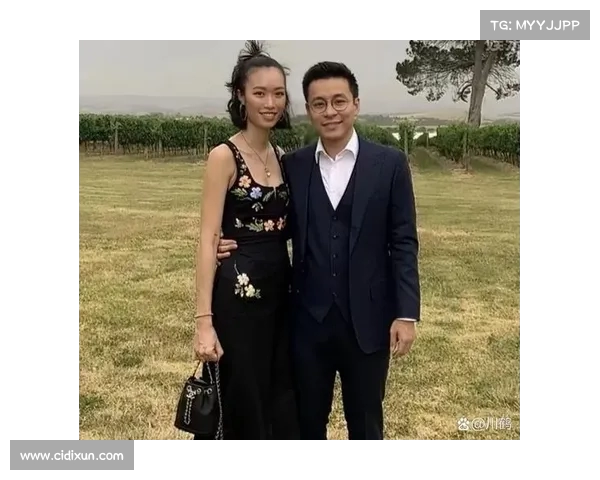 霍震霆公开支持准儿媳,首度透露霍启山理想伴侣标准(霍震霆与霍启刚) 霍震霆公开支持准儿媳,首度透露霍启山理想伴侣标准(霍震霆与霍启刚)